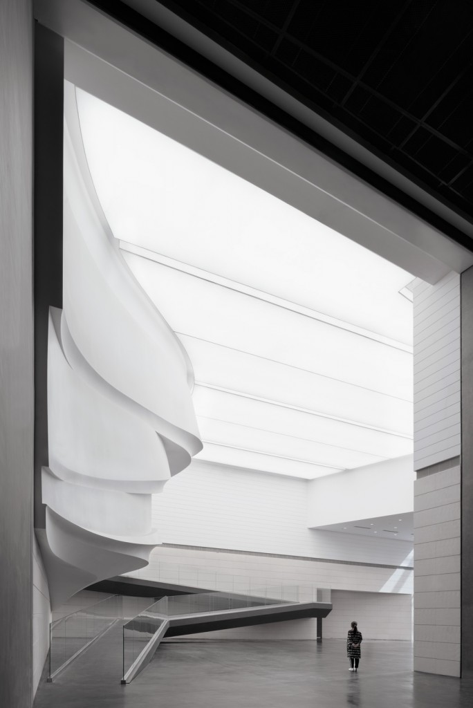 waa Museum of Contemporary Art Yinchuan interior Atrium gallery 未觉建筑 银川当代美术馆 室内 中庭 展示厅